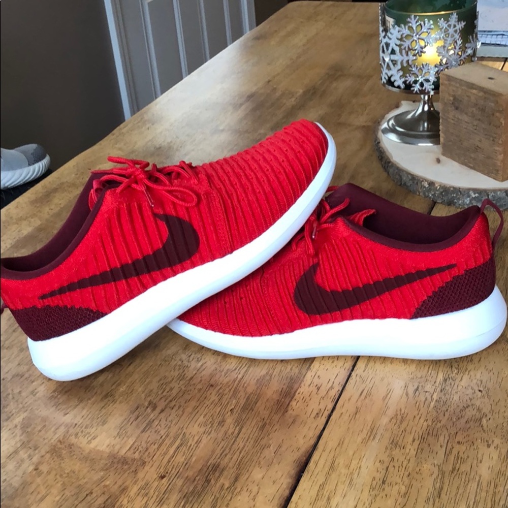 Nike Flyknit Roshe
